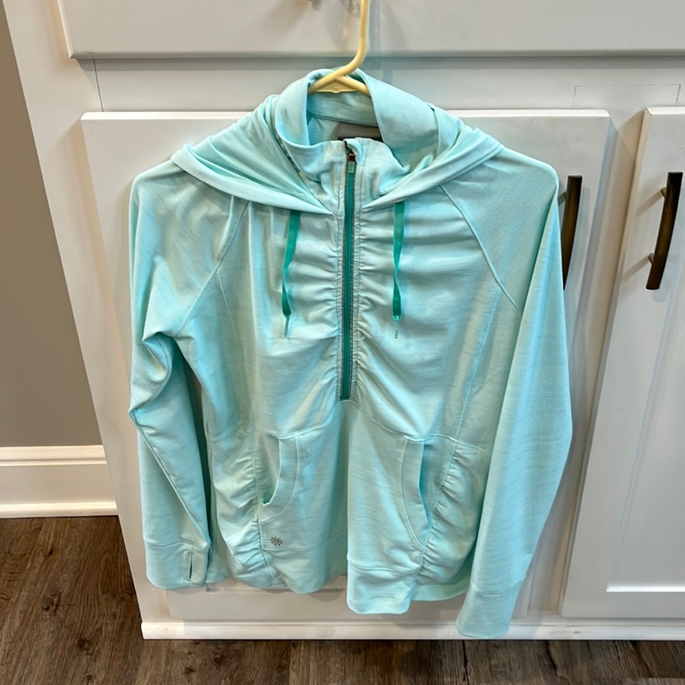Womens Athleta top